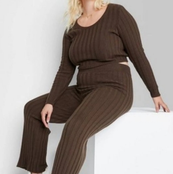 Sweater Knit Flare Pants - Picture 5 of 6